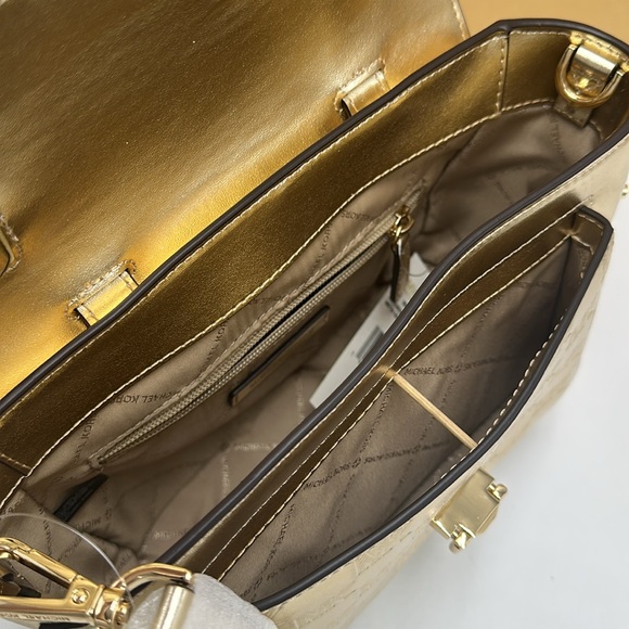 Michael Kors Manhattan Medium
Satchel Shoulder Crossbody bag MK
Pale Gold - Picture 9 of 14